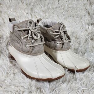Skechers Womens Pond-Lil Puddles-Mid Quilted Lace Up Size 7